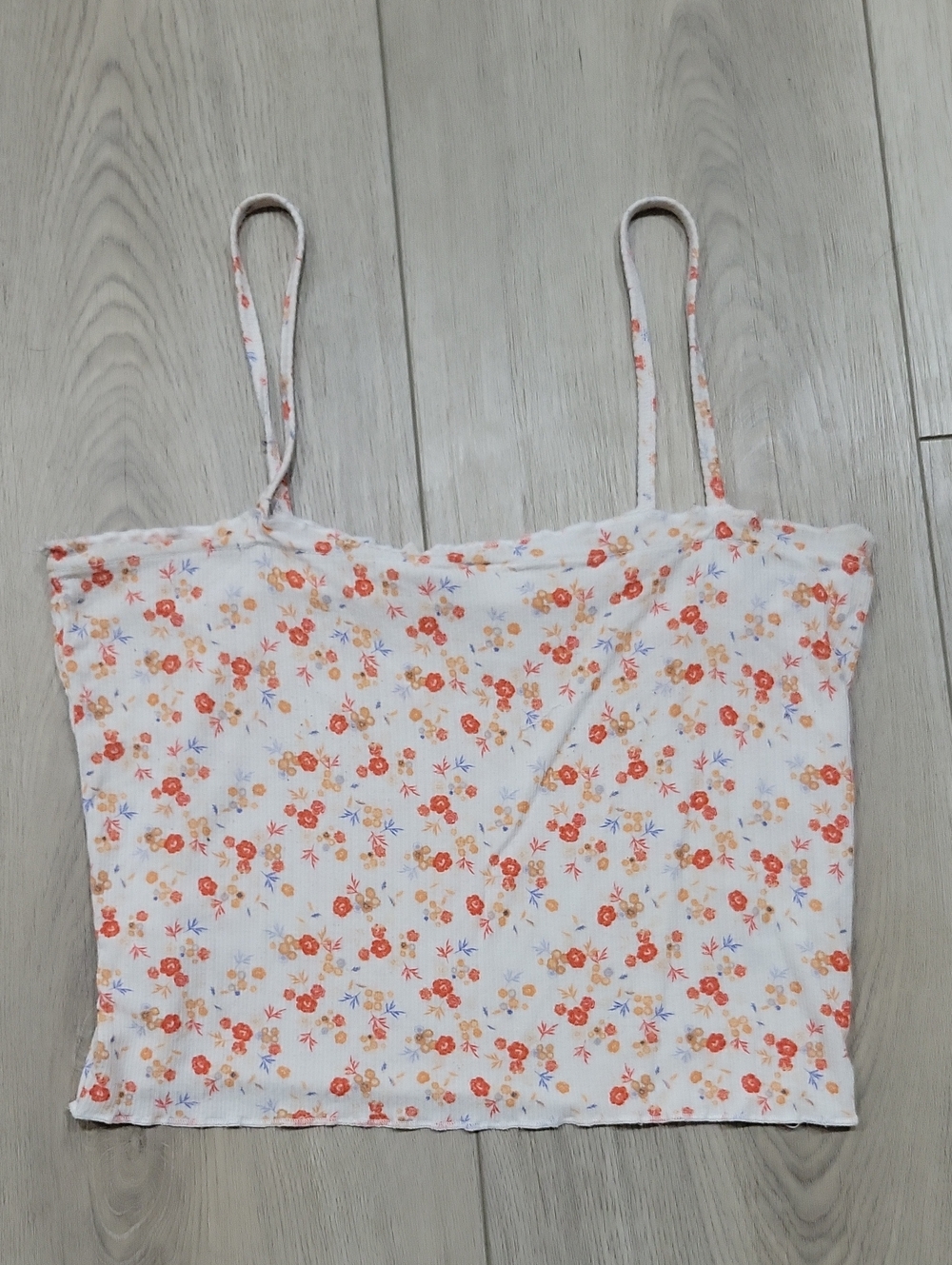 PacSun White Floral Spaghetti-Strap Crop Tank